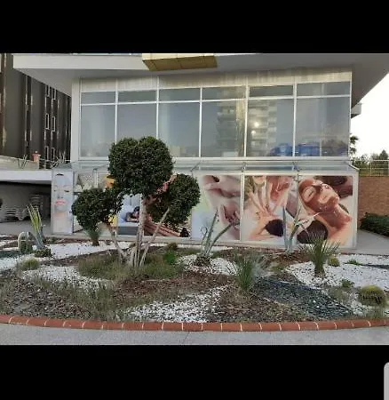 Empire Alanya/mahmutlar 50m от моря *